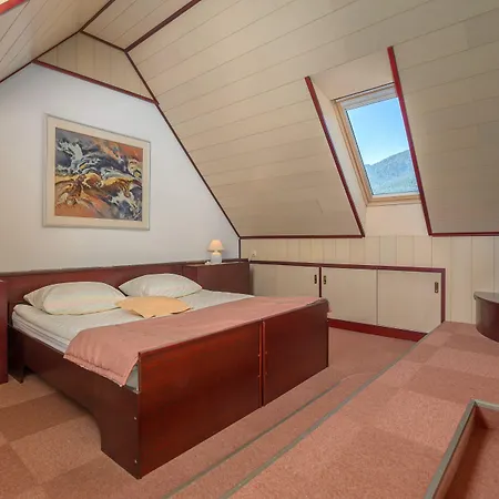 Hotel Garni Miklic 3*