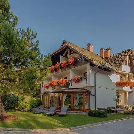 Garni Miklic Hotel 3*