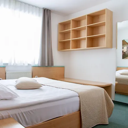 Garni Miklic Hotel