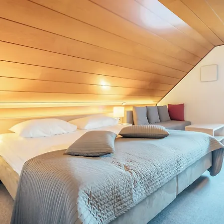 Hotel Garni Miklic 3*