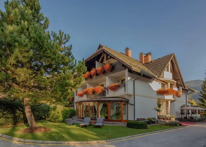 Garni Miklic Hotel 3*